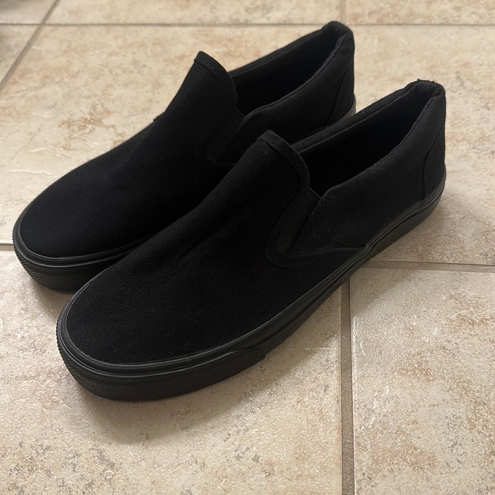 Women’s Size 9.5 Slip on Black Canvas Sneakers
